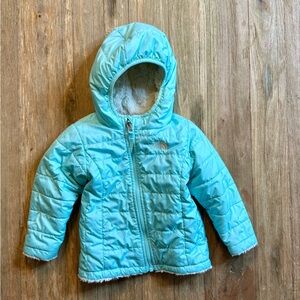 The North Face Teal Aqua Puffer Jacket with Faux Fur Lining Reversible 18-24M